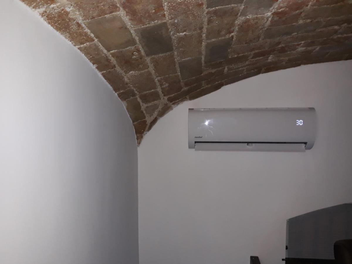 Qui Family Apartment Наполи Екстериор снимка